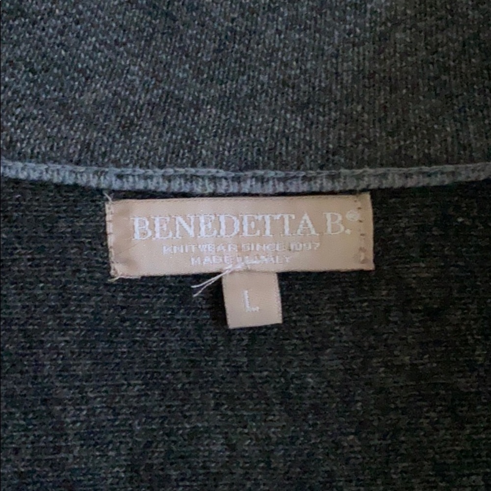 Wool buttoned cardigan - Picture 2 of 5